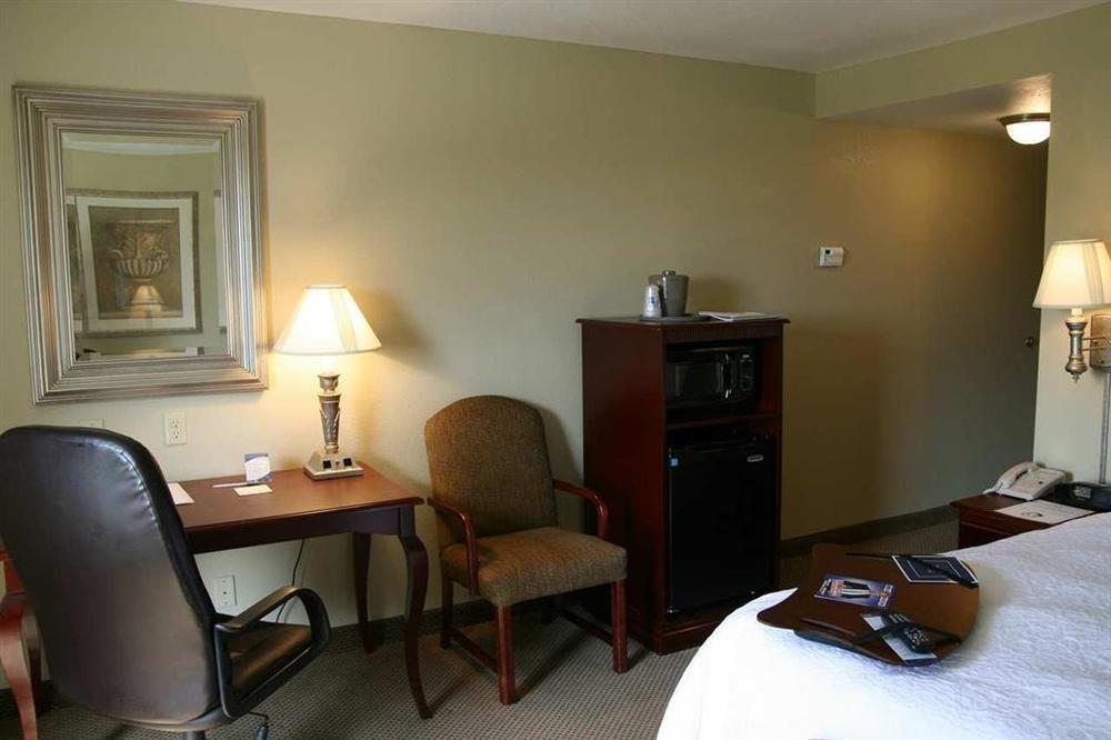 Hampton Inn Jasper, Al Szoba fotó